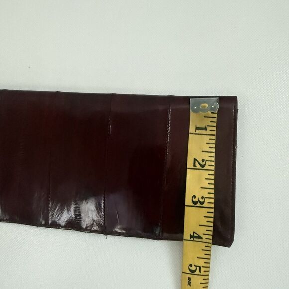 Genuine Eel Skin Eelskin Checkbook Cover Wallet Lined Card ID Holder Red - Picture 7 of 8